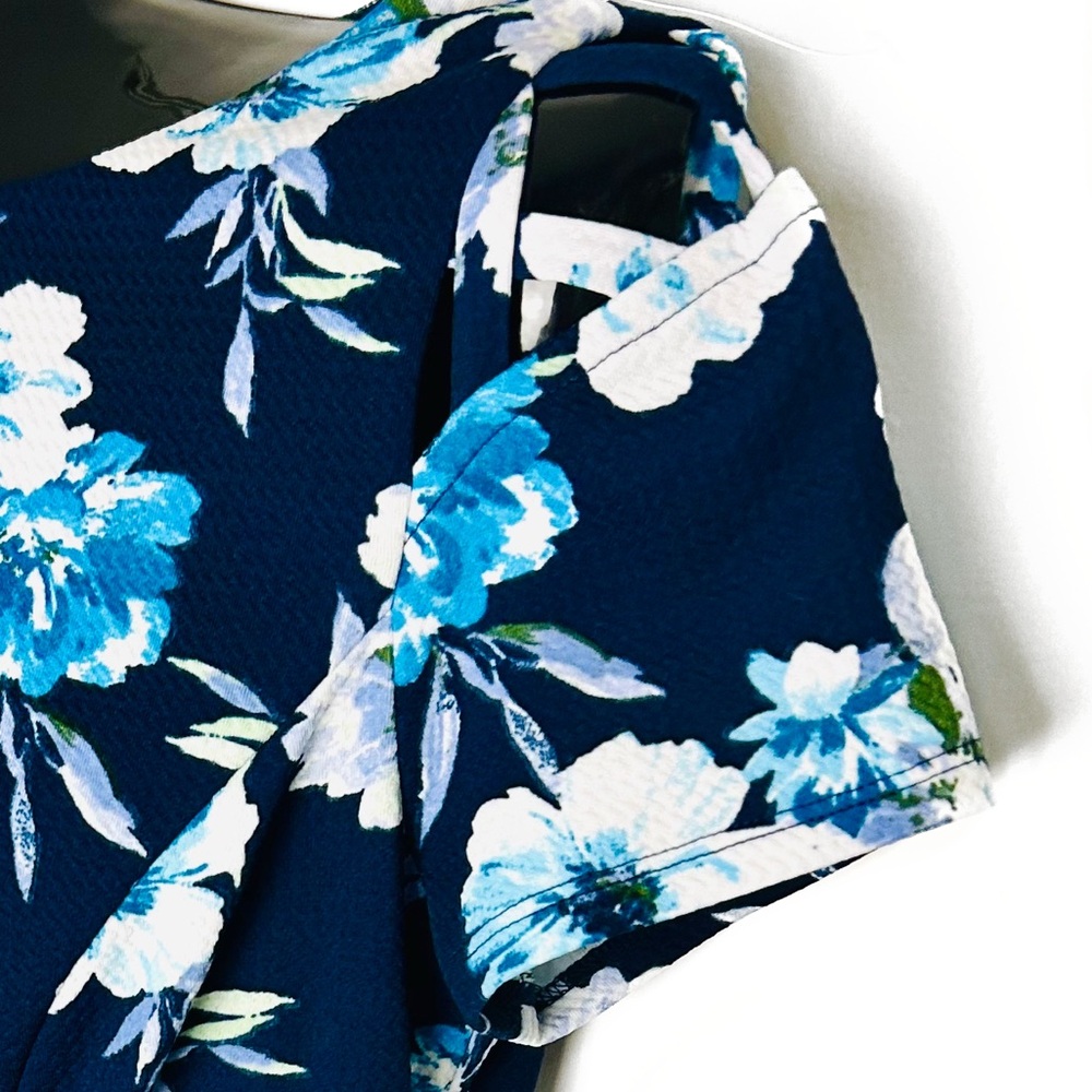 Alyx Navy and White Floral Mini Dress - Picture 7 of 9